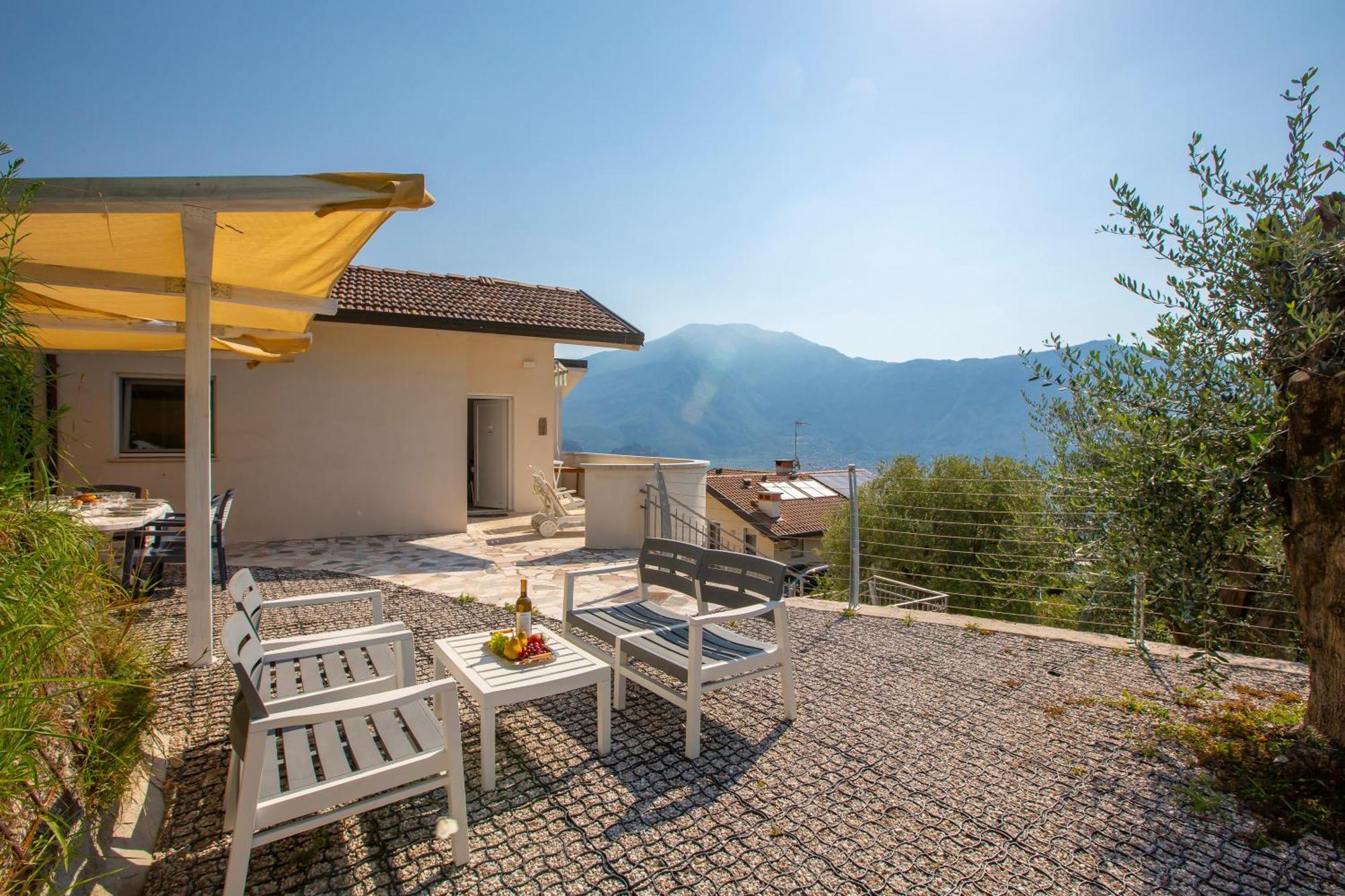 Casa Rene - Happy Rentals Tenno Dış mekan fotoğraf